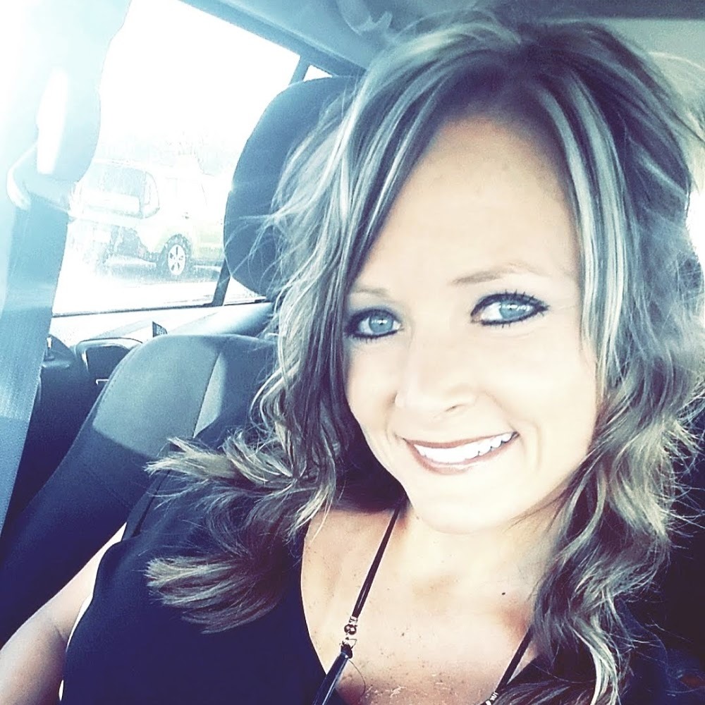 Meet your Posher, Candace